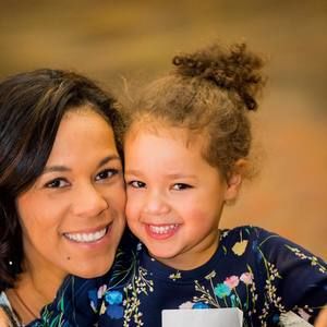 Meet your Posher, Casandra